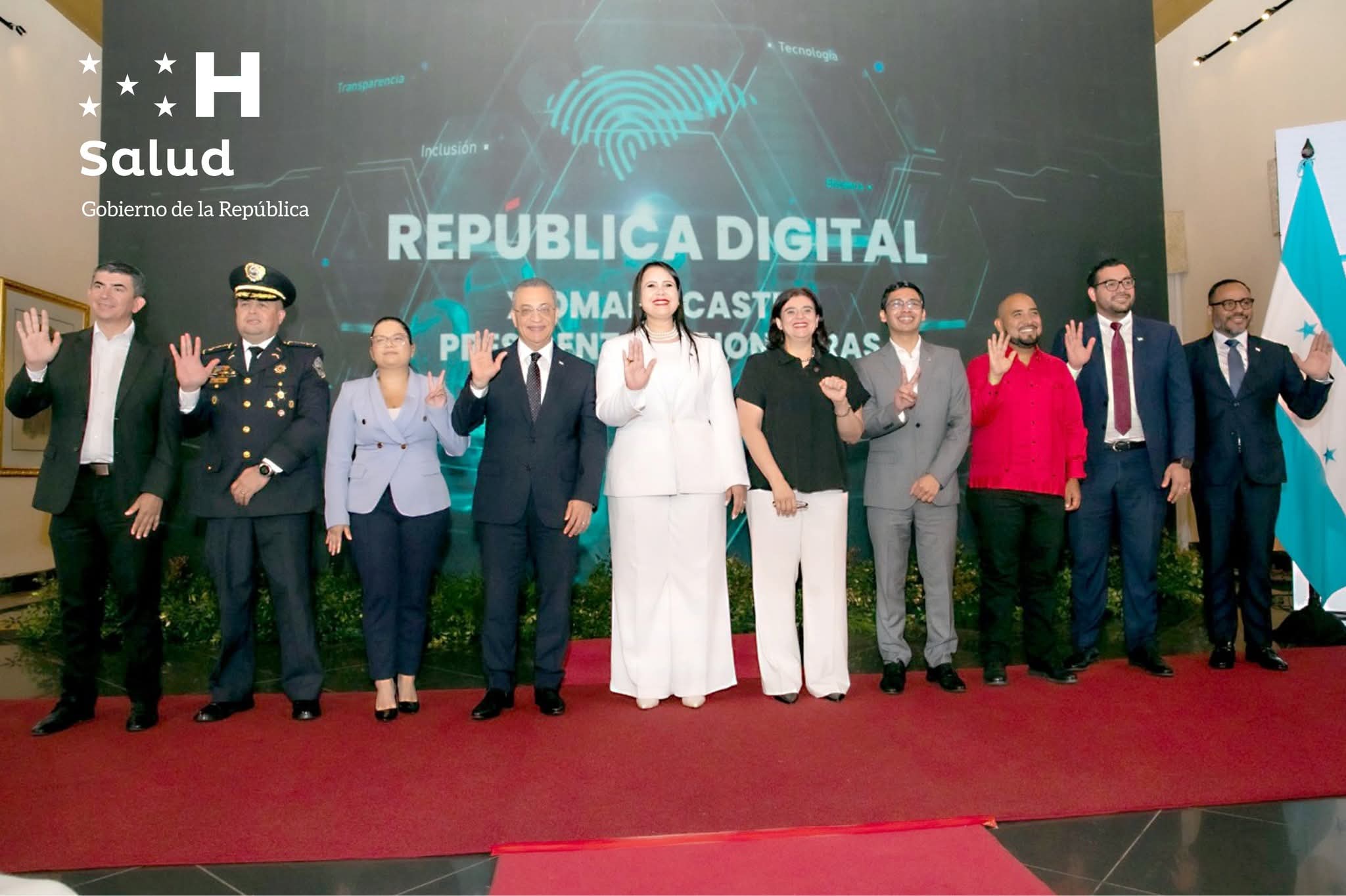 Honduras avanza hacia una Salud más moderna y conectada

 